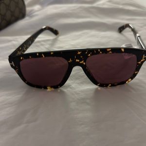 Tom ford unisex shades